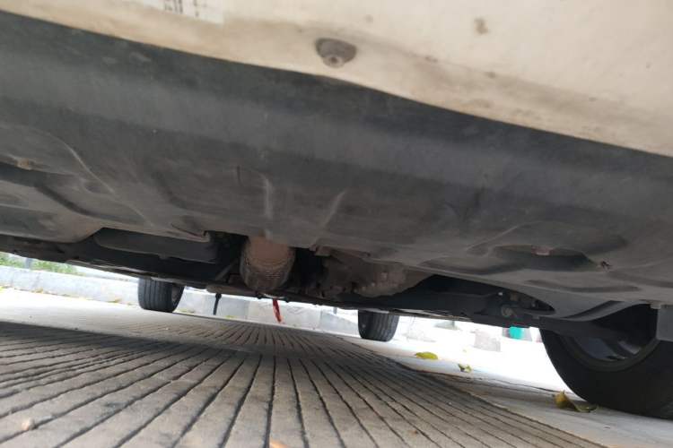 Used Roewe 360 2015 20T TST Deluxe Edition Chassis Front