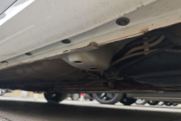 Used Roewe 360 2015 1.5L Manual Luxury Edition Chassis Rear Left