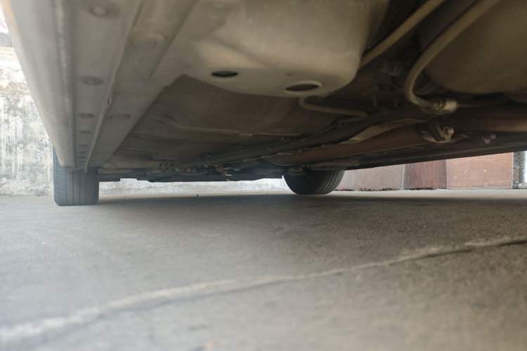Used Roewe 360 2015 20T TST Deluxe Edition Chassis Rear Left
