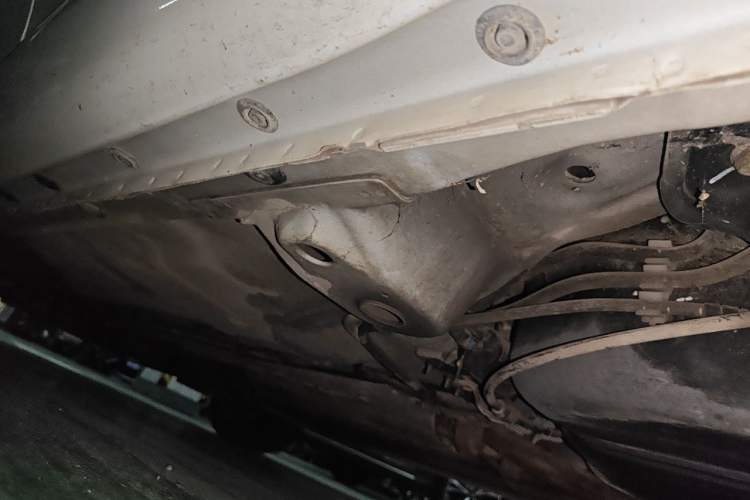 Used Roewe 360 2015 1.5L Automatic Luxury Edition Chassis Rear Left