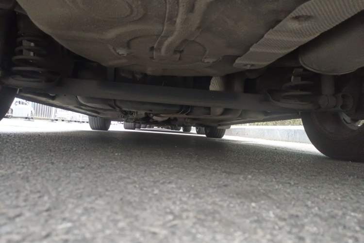 Used Roewe 360 2015 20T TST Deluxe Edition Chassis Rear