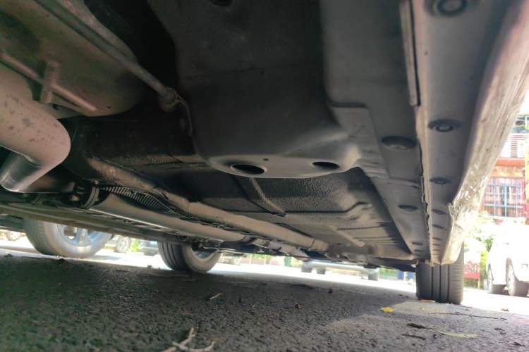Used Roewe 360 2015 20T TST Deluxe Edition Chassis Rear Right