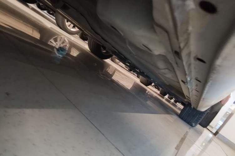 Used Roewe 360 2015 1.5L Automatic Luxury Edition Chassis Rear Right
