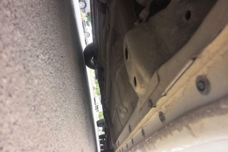 Used Roewe 360 2015 1.5L Manual Luxury Edition Chassis Rear Right