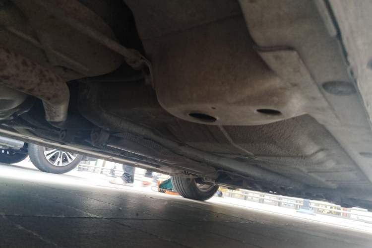 Used Roewe 360 2015 1.5L Manual Luxury Edition Chassis Rear Right