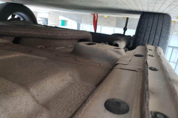 Used Roewe 360 2015 20T TST Deluxe Edition Chassis Rear Right