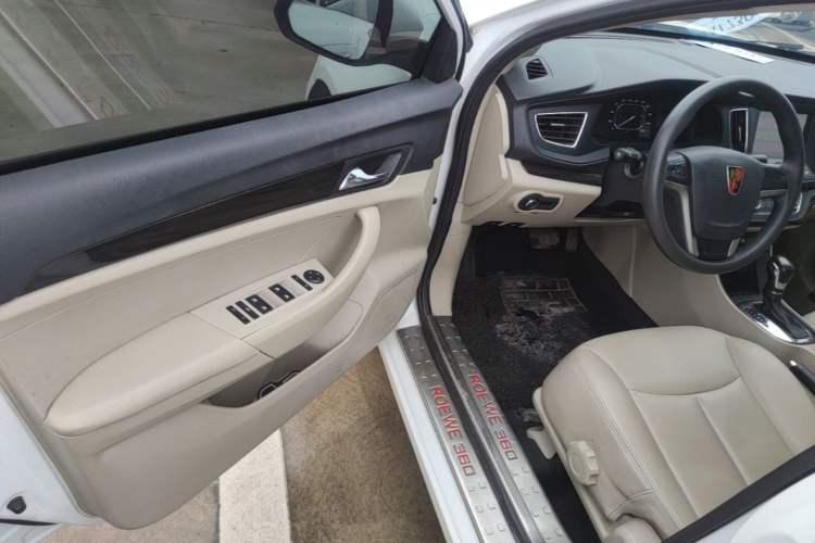 Used Roewe 360 2015 1.5L Automatic Luxury Edition Driver Seat