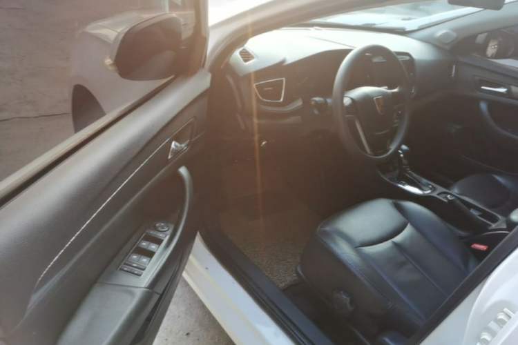 Used Roewe 360 2015 20T TST Deluxe Edition Driver Seat
