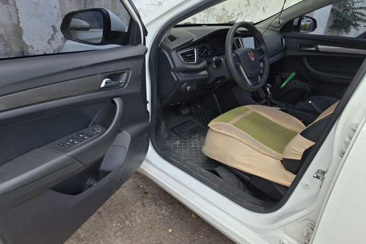 Used Roewe 360 2015 1.5L Automatic Luxury Edition Driver Seat