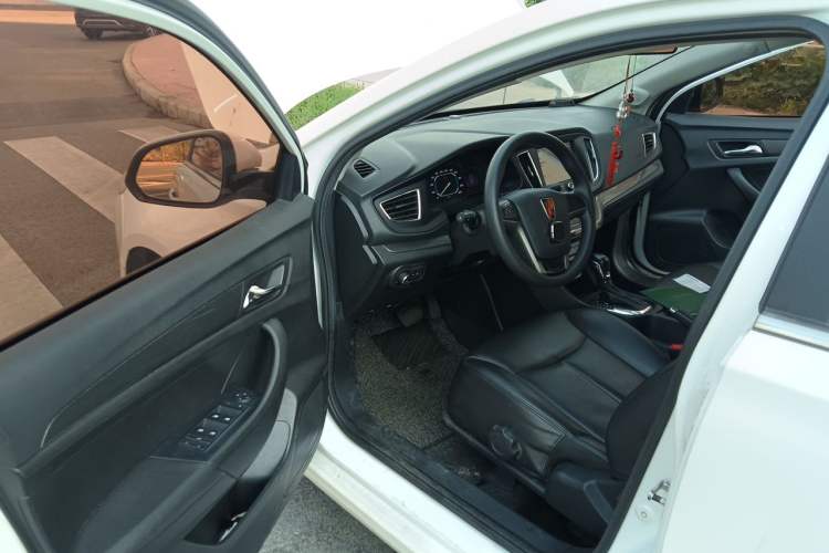 Used Roewe 360 2015 20T TST Deluxe Edition Driver Seat