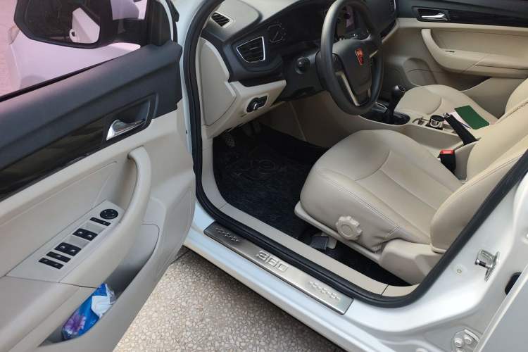 Used Roewe 360 2015 1.5L Manual Luxury Edition Driver Seat