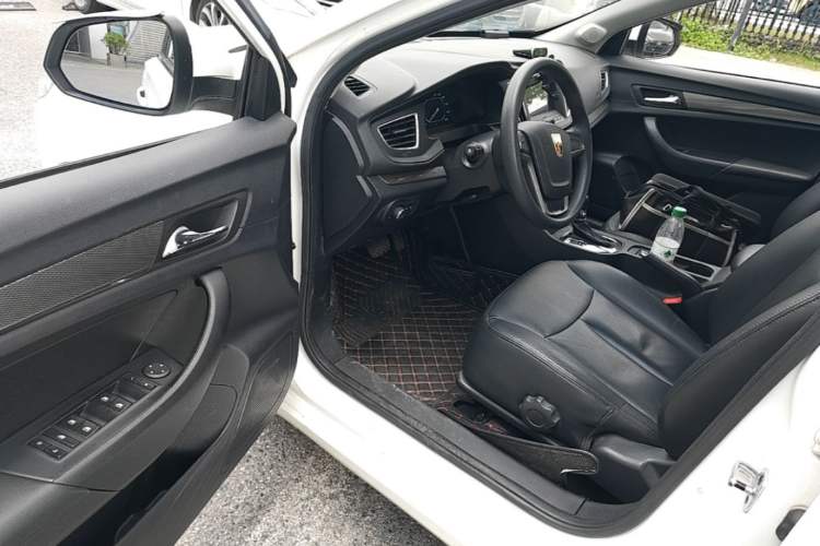 Used Roewe 360 2015 1.5L Automatic Luxury Edition Driver Seat