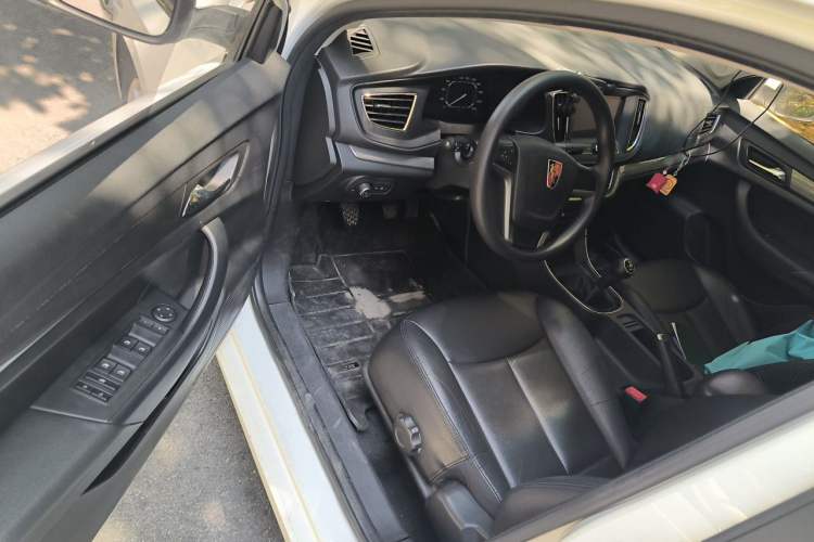 Used Roewe 360 2015 1.5L Manual Luxury Edition Driver Seat