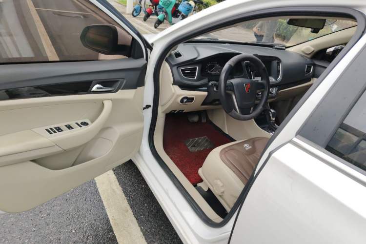 Used Roewe 360 2015 1.5L Automatic Luxury Edition Driver Seat