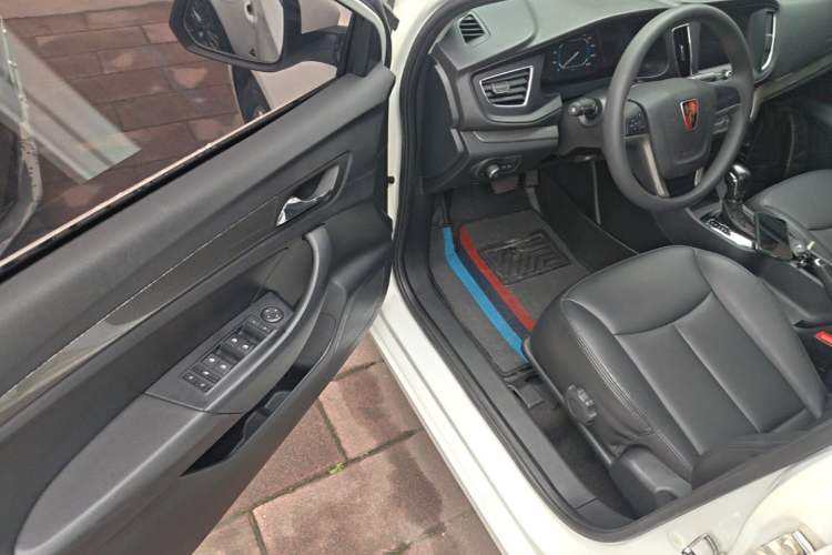 Used Roewe 360 2015 1.5L Automatic Luxury Edition Driver Seat