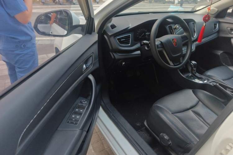 Used Roewe 360 2015 1.5L Automatic Luxury Edition Driver Seat