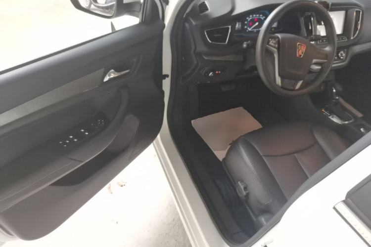 Used Roewe 360 2015 1.5L Automatic Luxury Edition Driver Seat