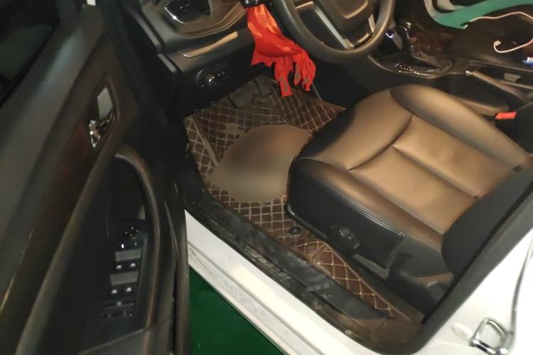 Used Roewe 360 2015 1.5L Automatic Luxury Edition Driver Seat