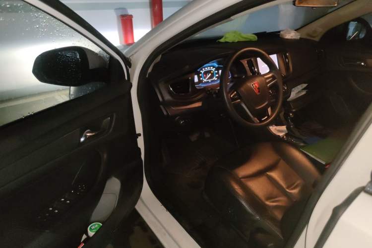 Used Roewe 360 2015 1.5L Automatic Luxury Edition Driver Seat