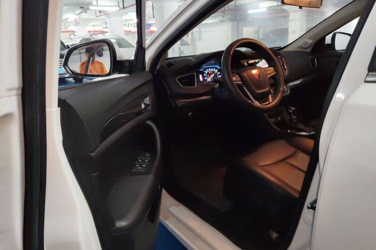 Used Roewe 360 2015 1.5L Automatic Luxury Edition Driver Seat