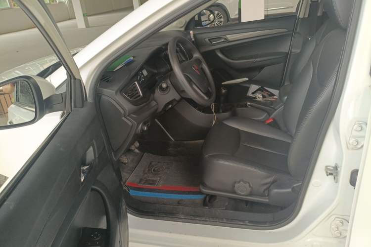 Used Roewe 360 2015 1.5L Manual Luxury Edition Driver Seat