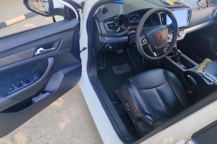 Used Roewe 360 2015 1.5L Automatic Luxury Edition Driver Seat