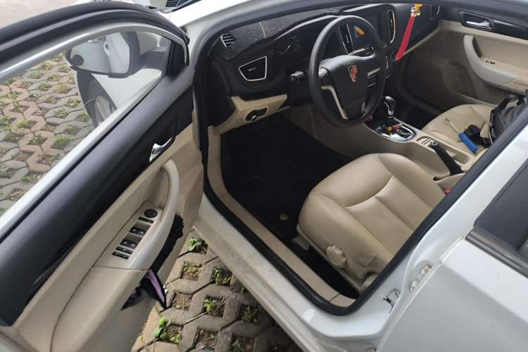 Used Roewe 360 2015 1.5L Automatic Luxury Edition Driver Seat