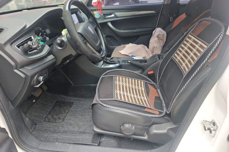 Used Roewe 360 2015 1.5L Automatic Luxury Edition Driver Seat