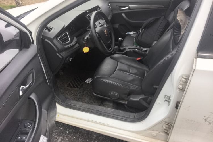 Used Roewe 360 2015 1.5L Manual Luxury Edition Driver Seat