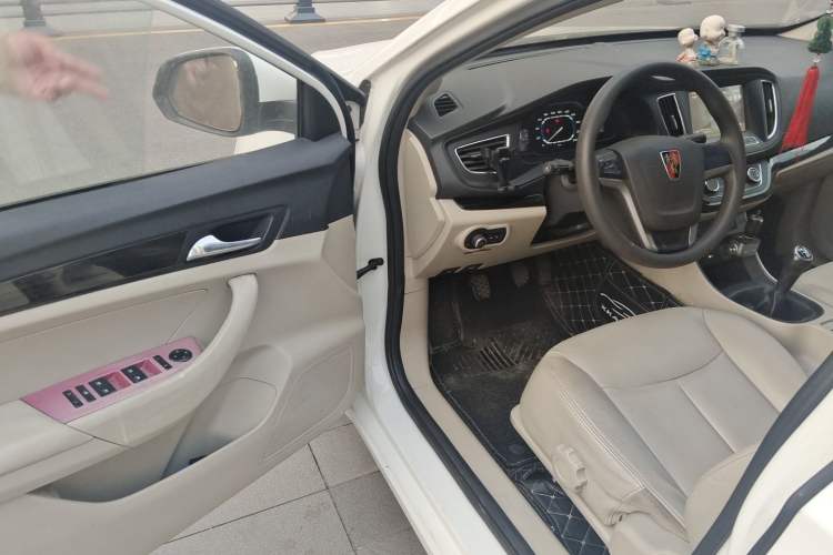 Used Roewe 360 2015 1.5L Manual Luxury Edition Driver Seat