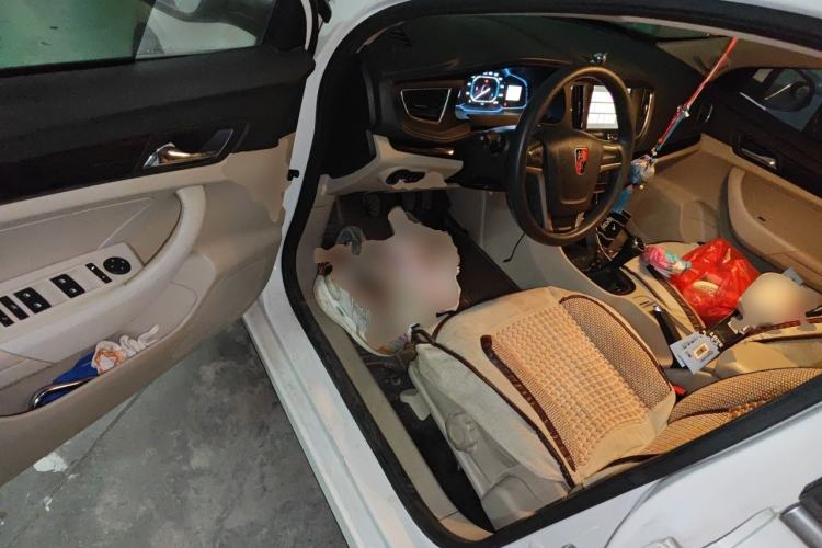 Used Roewe 360 2015 1.5L Manual Luxury Edition Driver Seat