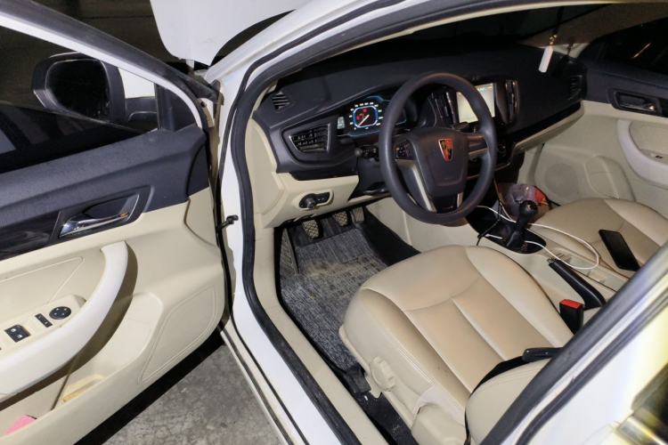 Used Roewe 360 2015 1.5L Manual Luxury Edition Driver Seat