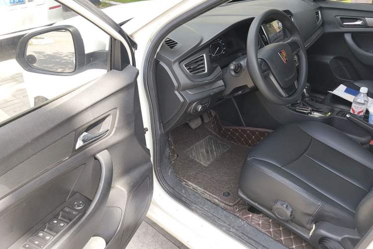 Used Roewe 360 2015 1.5L Automatic Luxury Edition Driver Seat