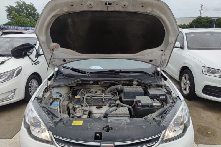 Used Roewe 360 2015 1.5L Automatic Luxury Edition Engine Bay