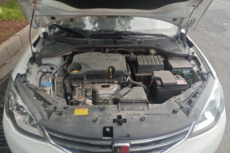Used Roewe 360 2015 1.5L Automatic Luxury Edition Engine Bay