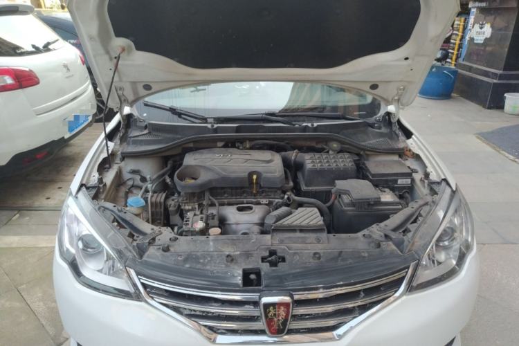 Used Roewe 360 2015 1.5L Automatic Luxury Edition Engine Bay