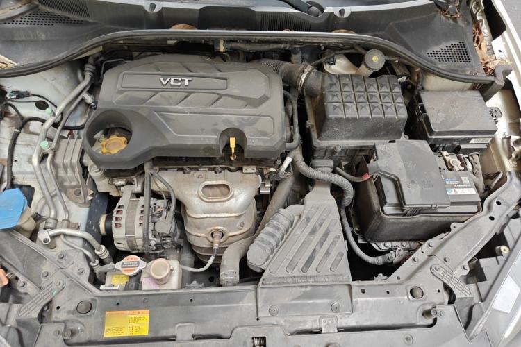 Used Roewe 360 2015 1.5L Automatic Luxury Edition Engine Bay