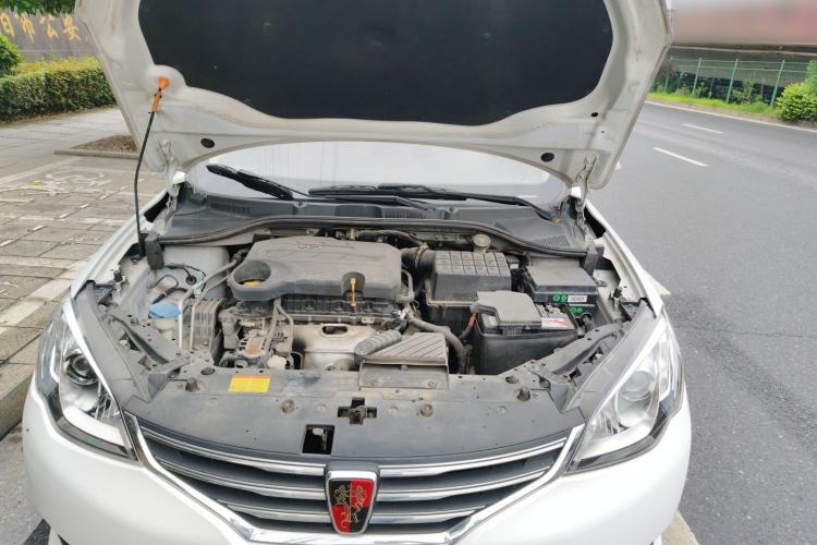 Used Roewe 360 2015 1.5L Automatic Luxury Edition Engine Bay