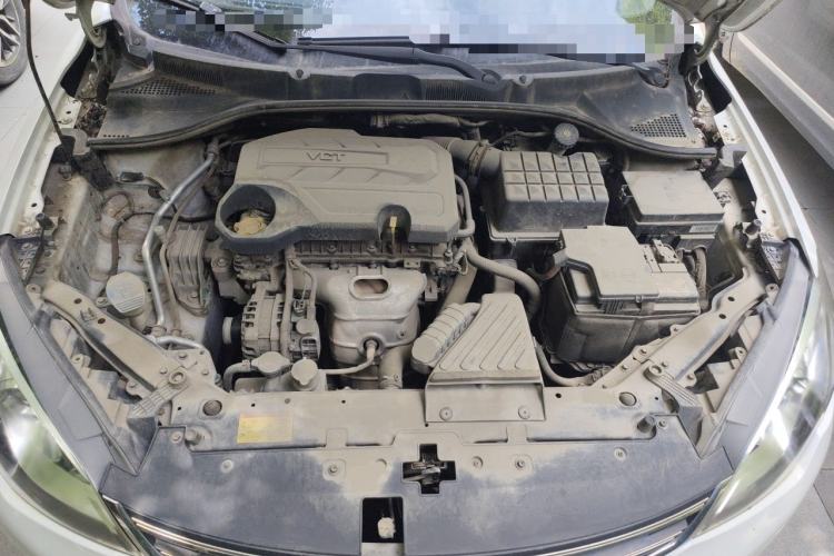 Used Roewe 360 2015 1.5L Automatic Luxury Edition Engine Bay
