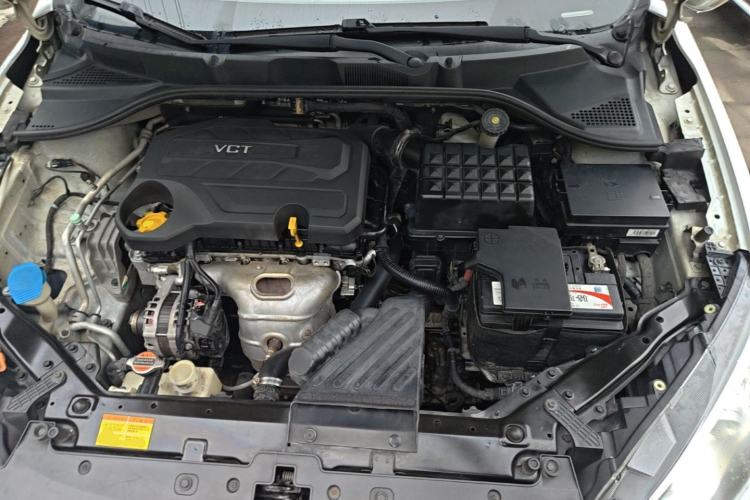 Used Roewe 360 2015 1.5L Automatic Luxury Edition Engine Bay