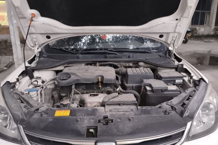 Used Roewe 360 2015 1.5L Manual Luxury Edition Engine Bay