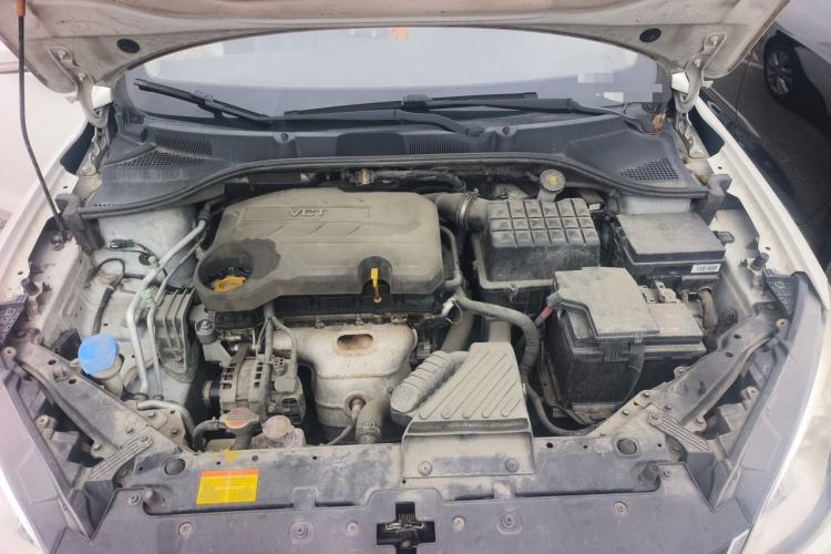 Used Roewe 360 2015 1.5L Automatic Luxury Edition Engine Bay