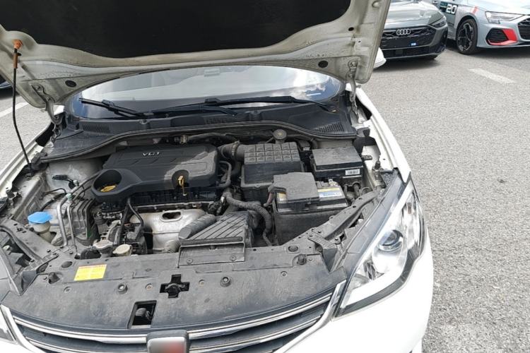 Used Roewe 360 2015 1.5L Automatic Luxury Edition Engine Bay Left