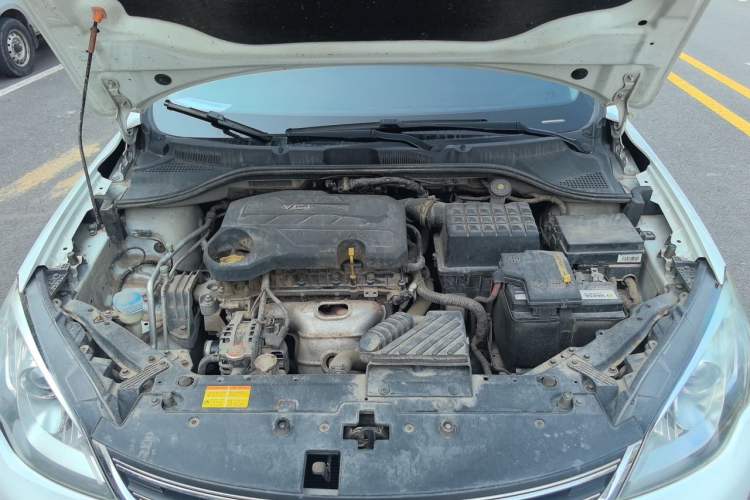 Used Roewe 360 2015 1.5L Manual Luxury Edition Engine Bay