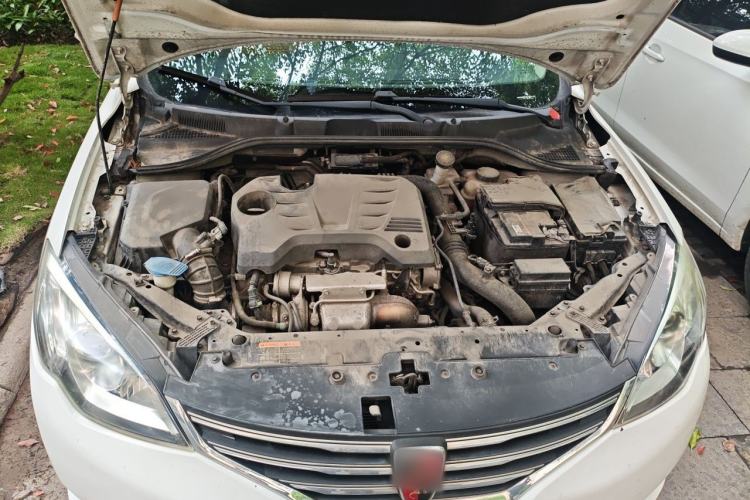Used Roewe 360 2015 20T TST Deluxe Edition Engine Bay