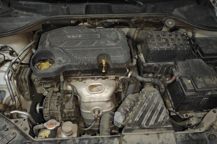 Used Roewe 360 2015 1.5L Automatic Luxury Edition Engine Bay