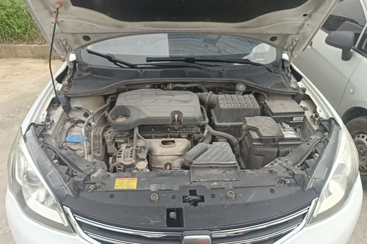 Used Roewe 360 2015 1.5L Manual Luxury Edition Engine Bay