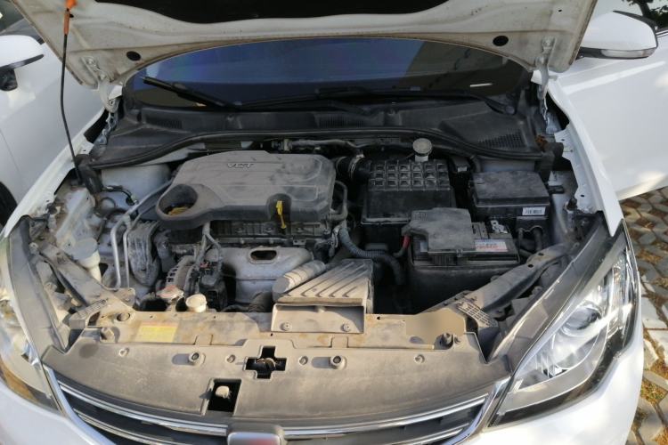 Used Roewe 360 2015 1.5L Automatic Luxury Edition Engine Bay