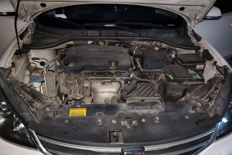 Used Roewe 360 2015 1.5L Manual Luxury Edition Engine Bay