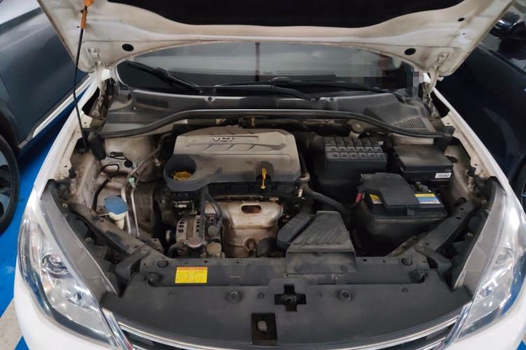Used Roewe 360 2015 1.5L Automatic Luxury Edition Engine Bay